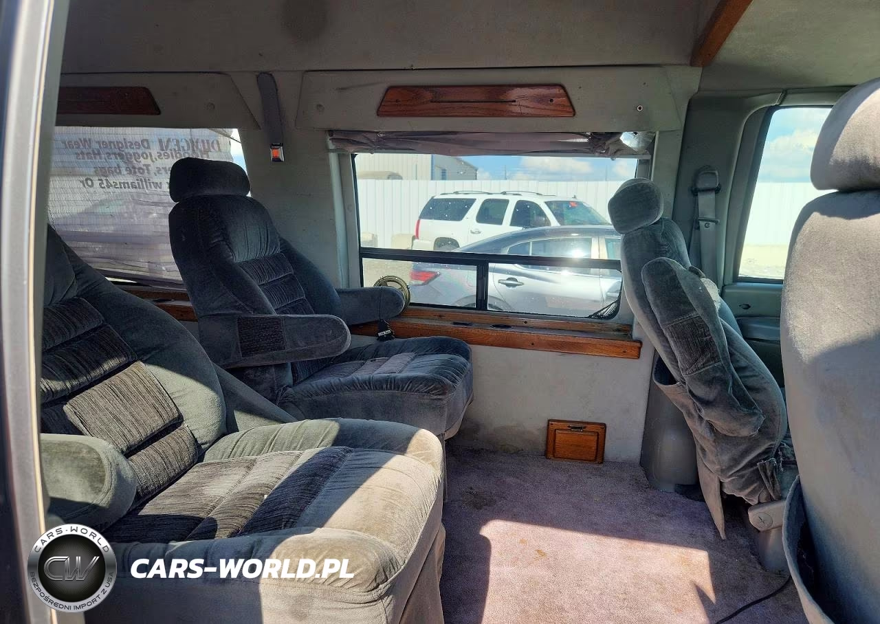 1999 Chevrolet Express G1500 VIN:1GBFG15R0X1030546 - 11