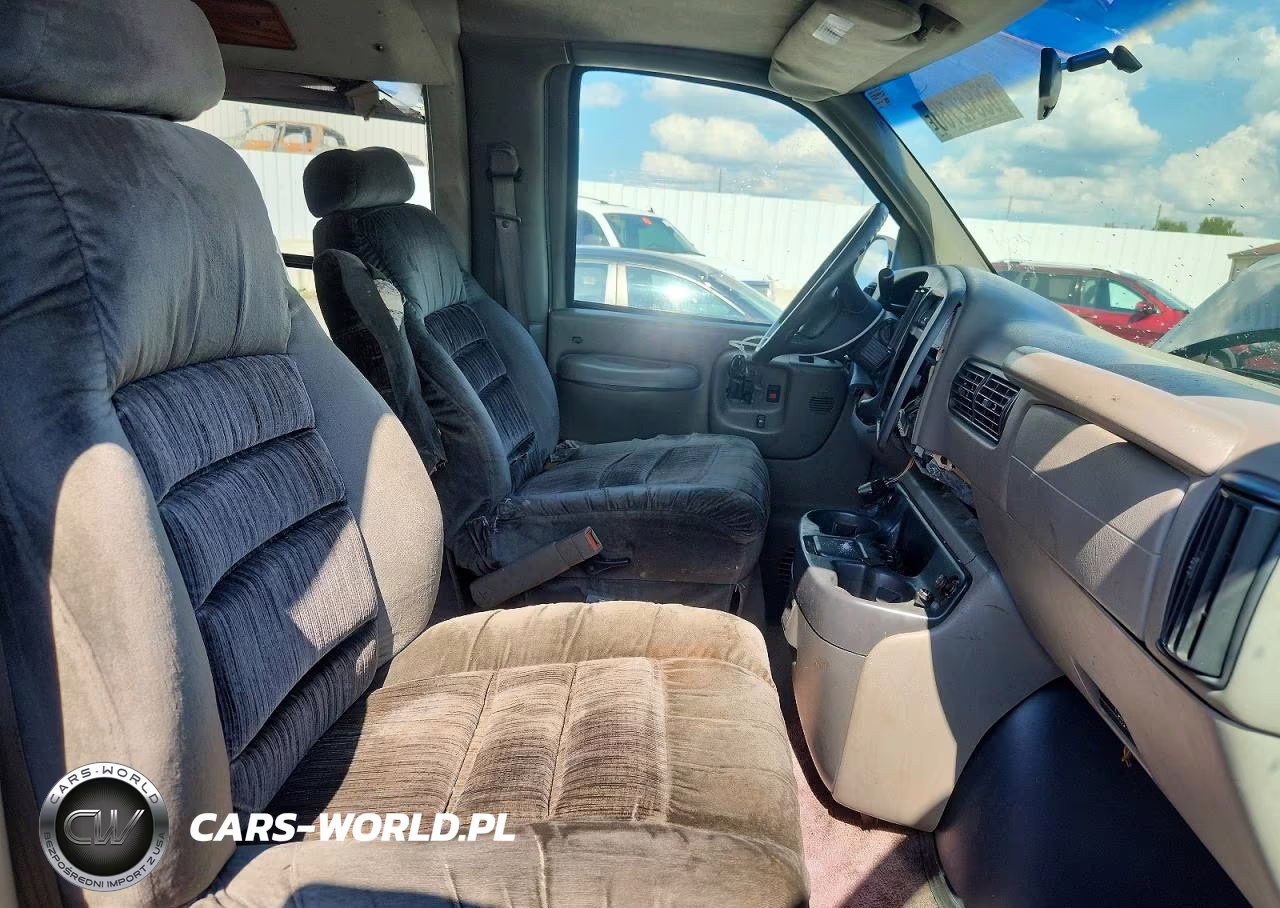 1999 Chevrolet Express G1500 VIN:1GBFG15R0X1030546 - 7