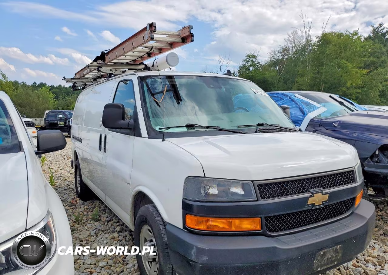 2020 Chevrolet Express G2500 VIN:1GCWGAFG7L1271071 - 4