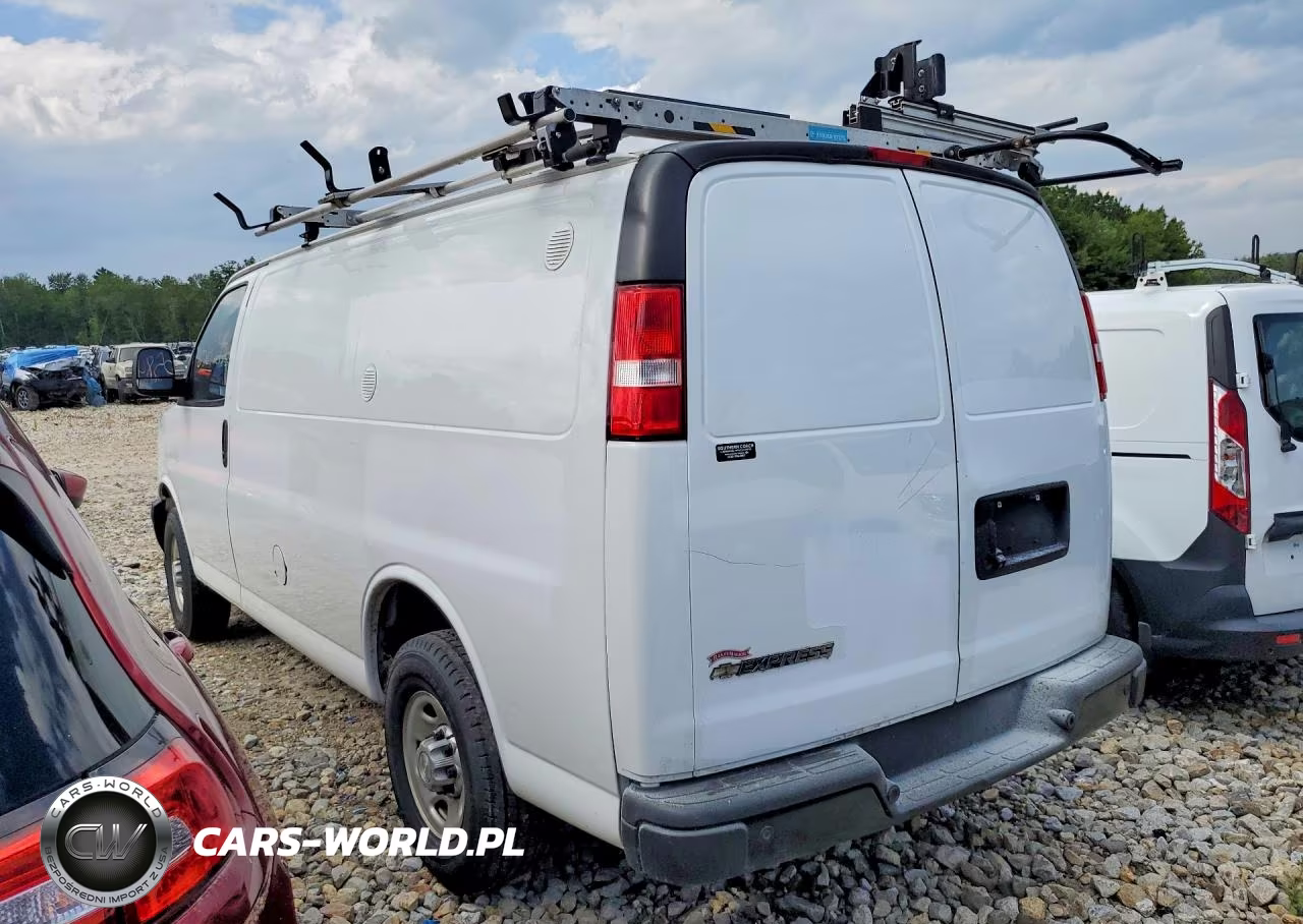2021 Chevrolet Express G2500 VIN:1GCWGAF79M1146865 - 2
