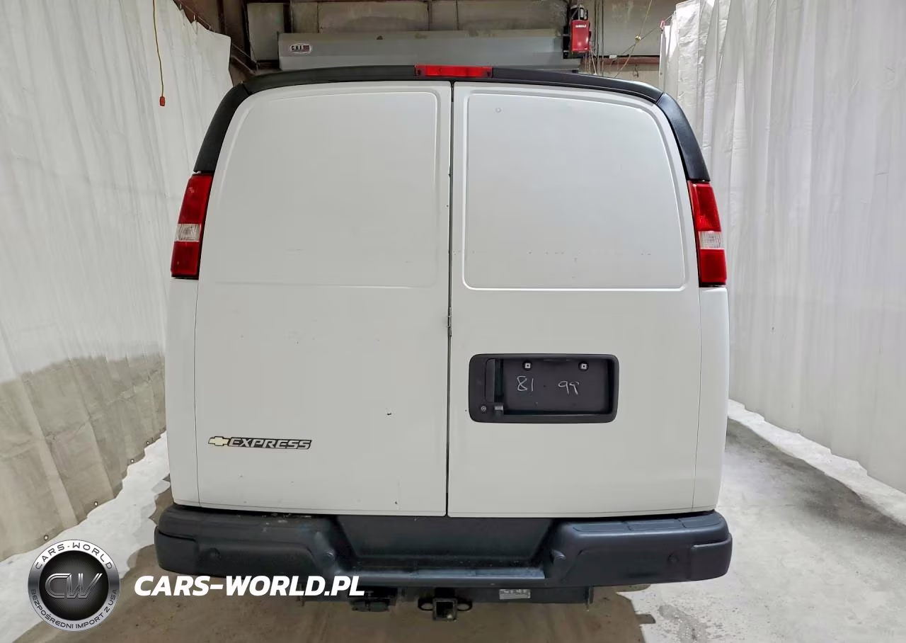 2023 Chevrolet Express G2500 VIN:1GCWGAFP0P1108199 - 6