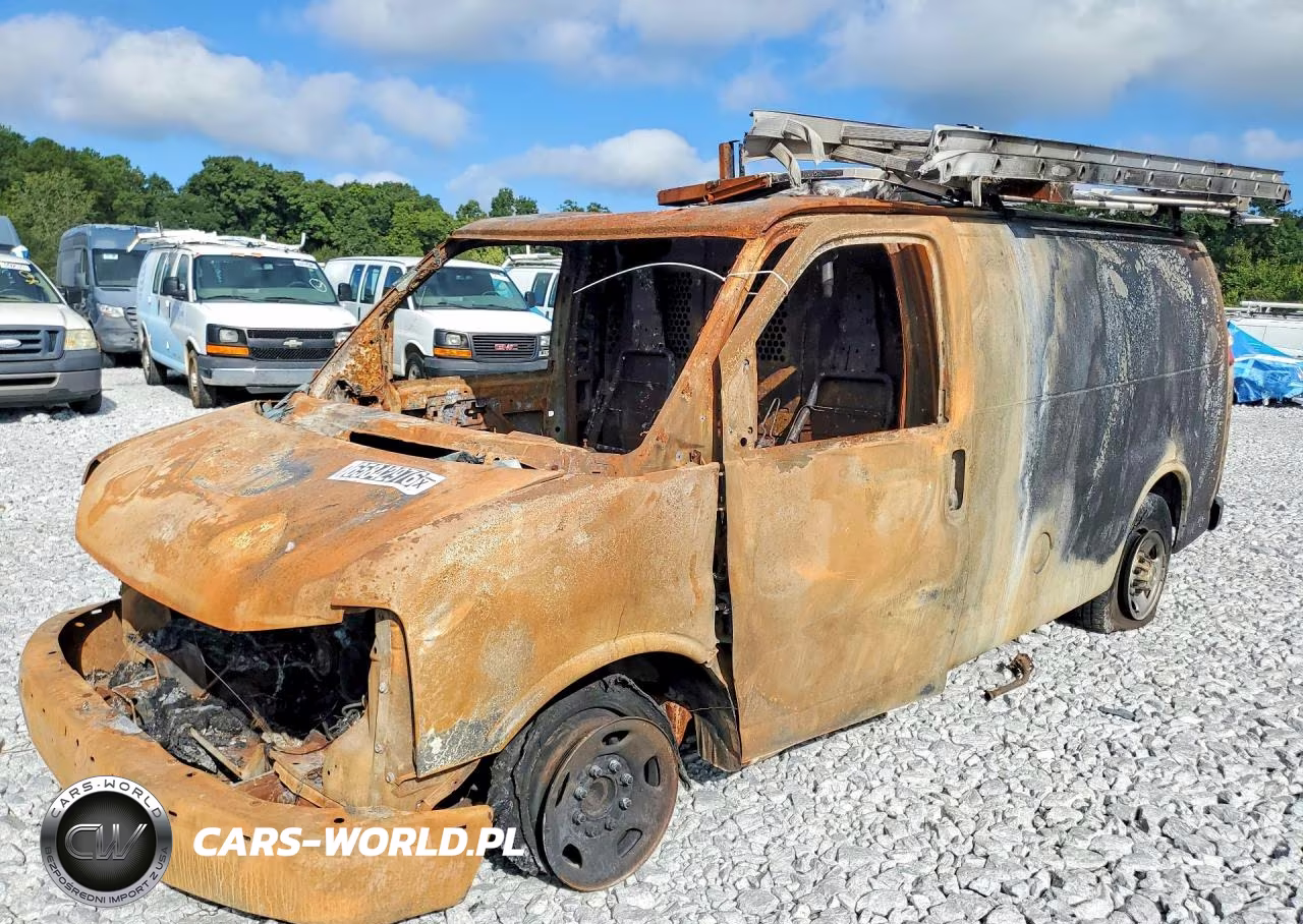 2022 Chevrolet Express G2500 VIN:1GCWGAFP4N1288915 - 1