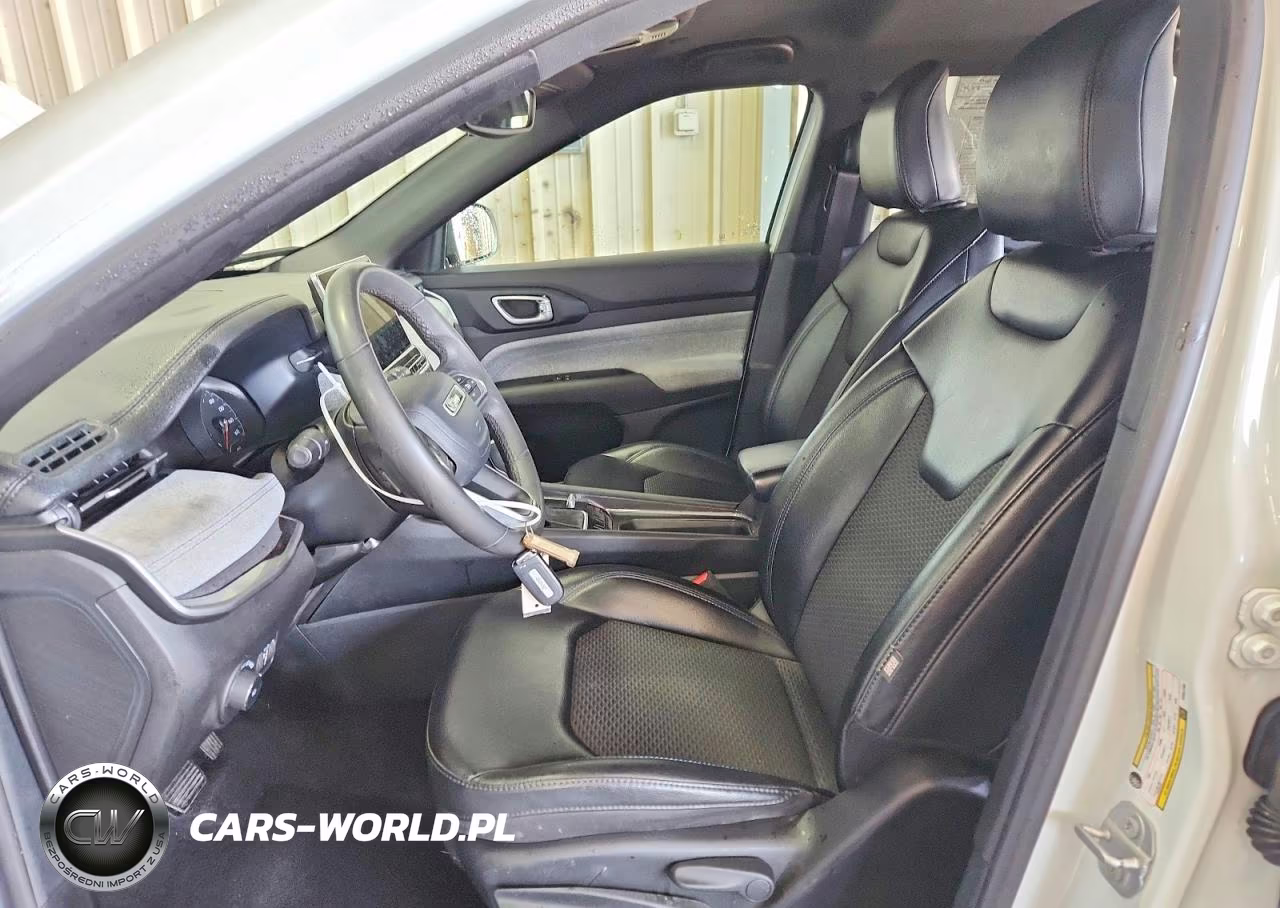 2023 Jeep Compass Latitude VIN:3C4NJDBN4PT561768 - 7