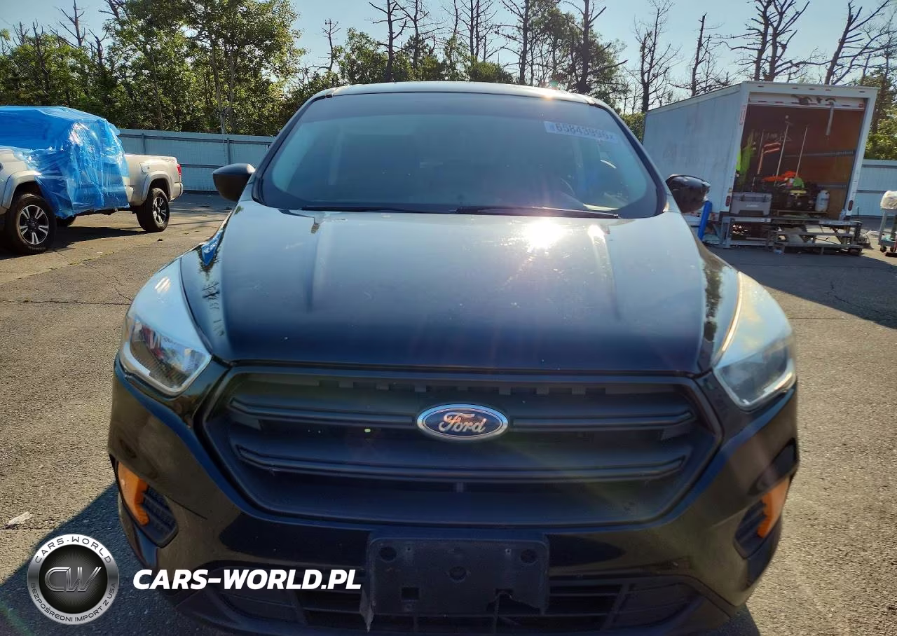 2017 Ford Escape S VIN:1FMCU0F7XHUB34634 - 5
