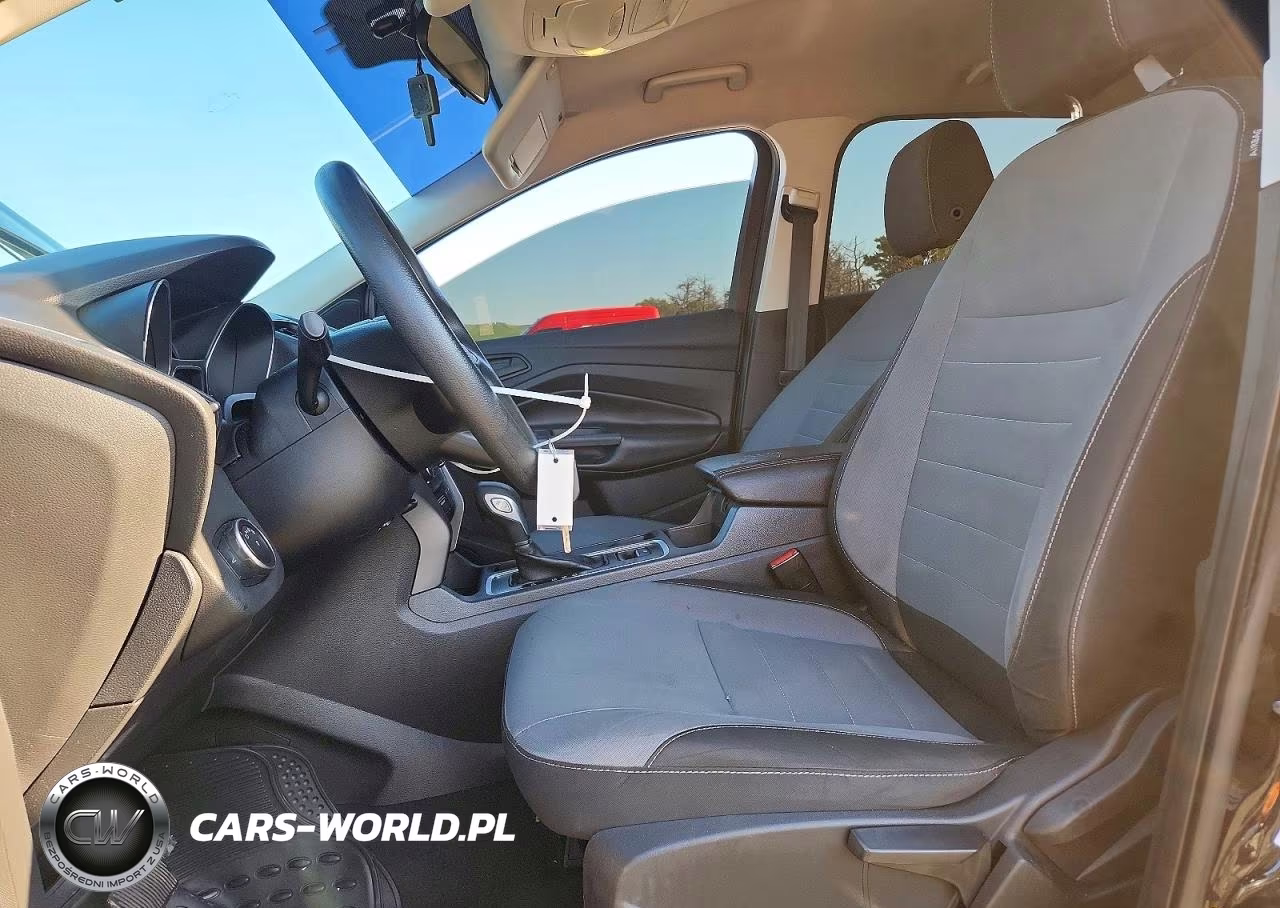 2017 Ford Escape S VIN:1FMCU0F7XHUB34634 - 7