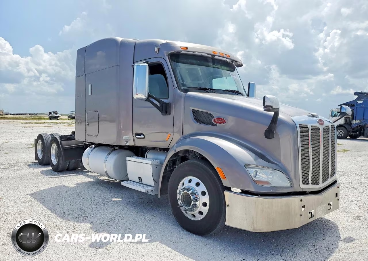 2014 Peterbilt 579 Semi Truck VIN:1XPBDP9X4ED234940 - 4