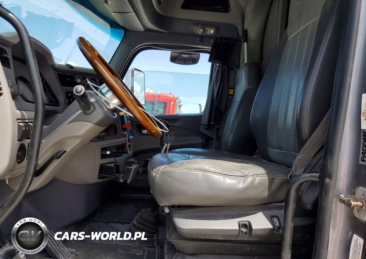 2014 Peterbilt 579 Semi Truck VIN:1XPBDP9X4ED234940 - 7