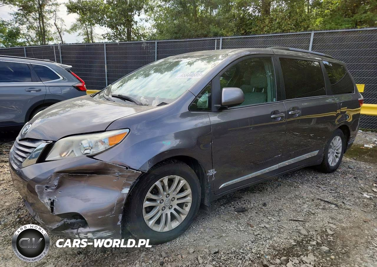 2017 Toyota Sienna Xle 8-Passenger VIN:5TDYZ3DCXHS792276 - 1