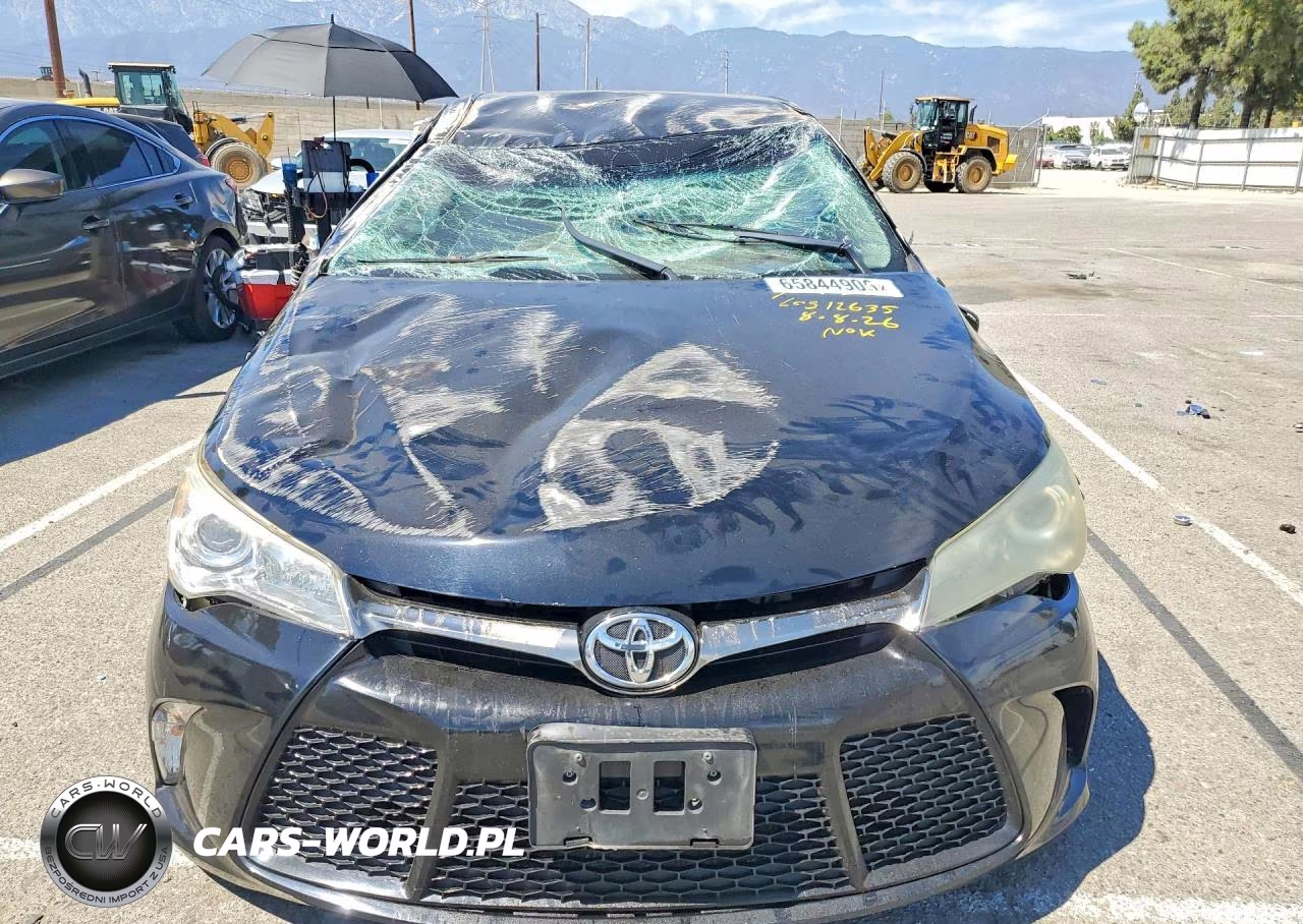 2016 Toyota Camry Se VIN:4T1BF1FK3GU561331 - 5