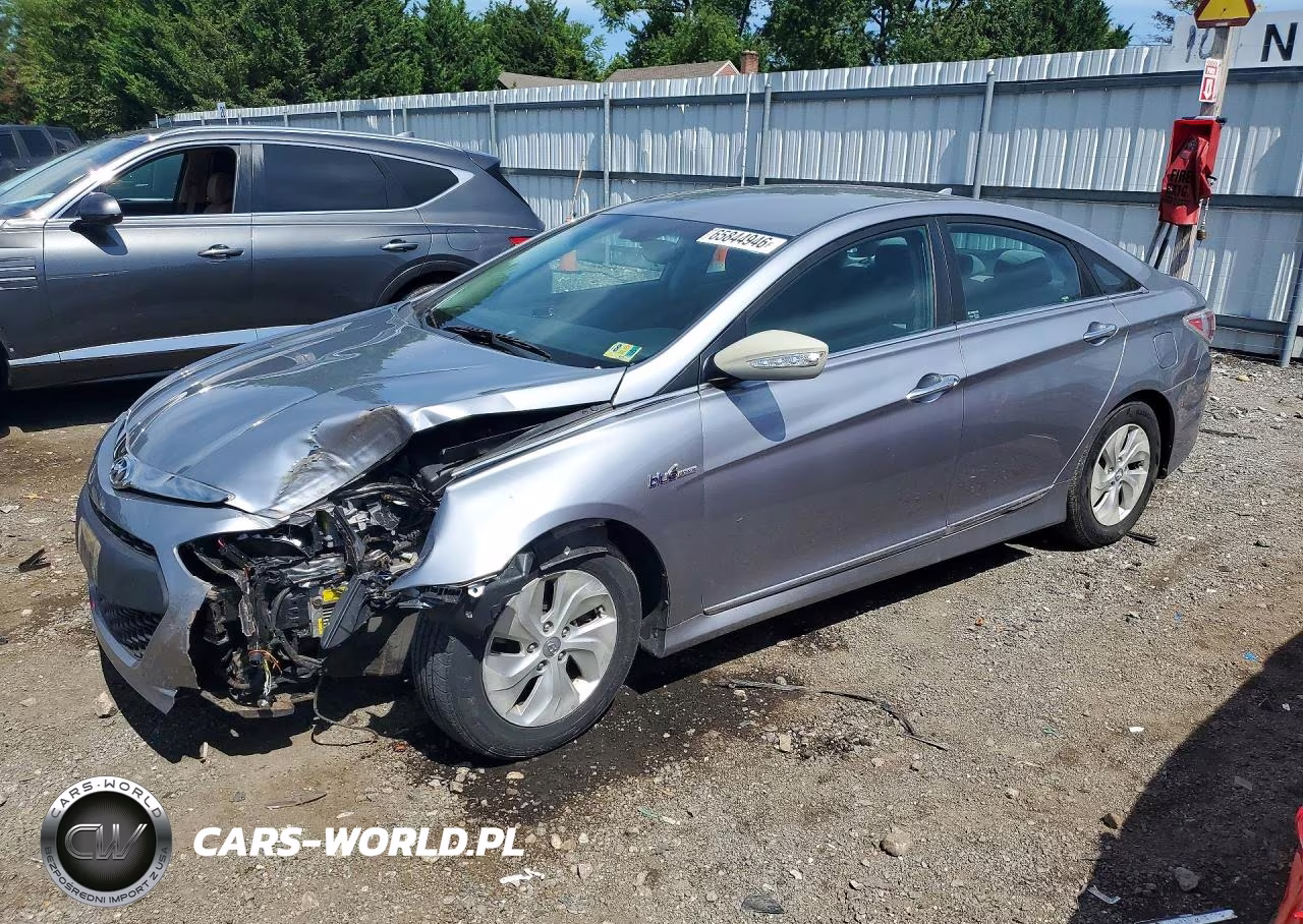 2015 Hyundai Sonata Hybrid Base – zdjęcie 1 z 12