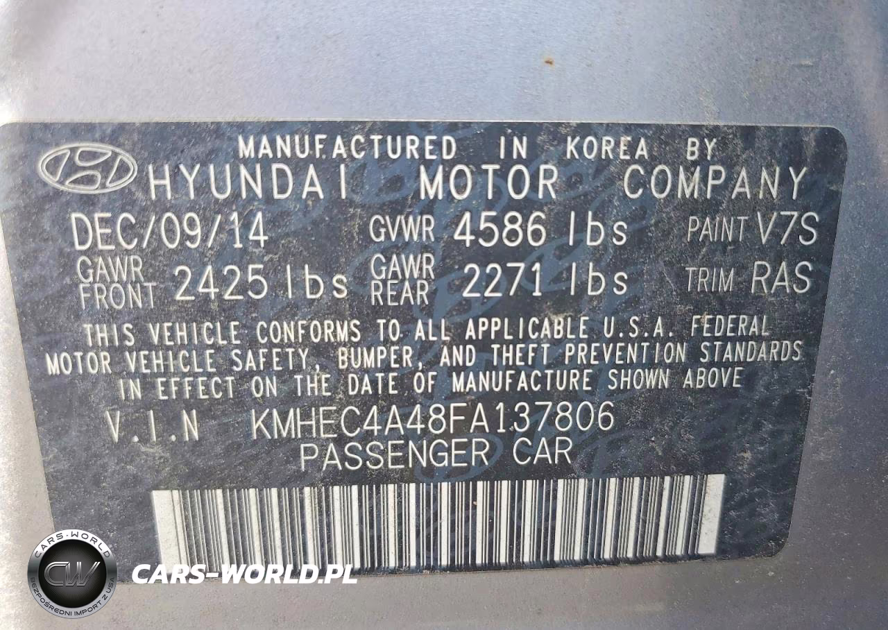 2015 Hyundai Sonata Hybrid Base VIN:KMHEC4A48FA137806 - 12
