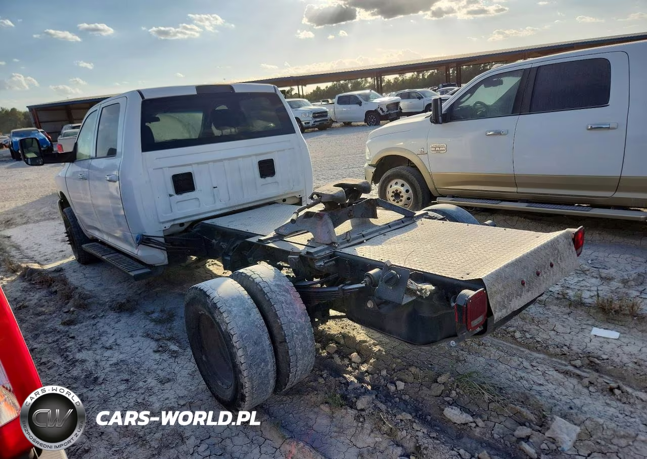 2018 Ram 3500 VIN:3C7WRSCL1JG346267 - 2
