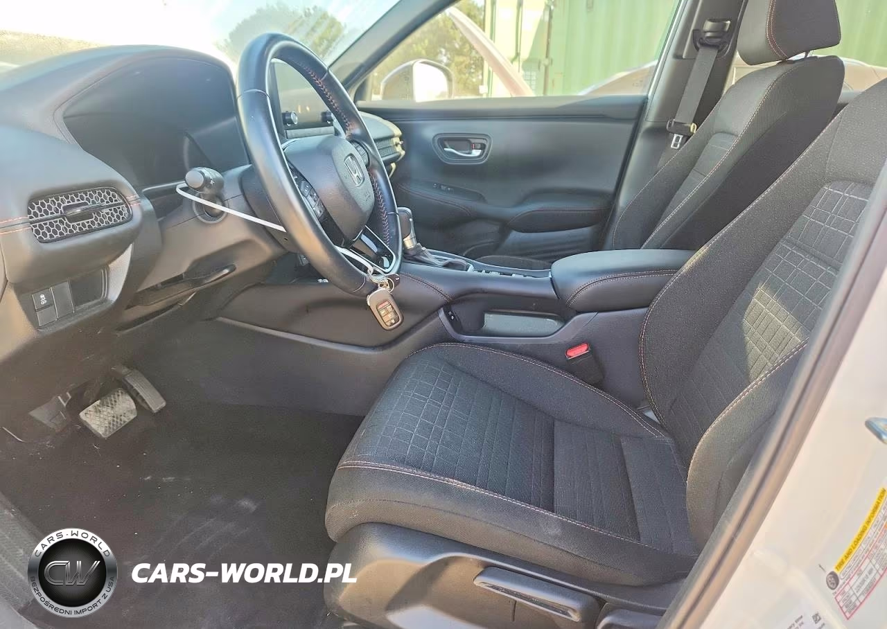 2025 Honda Hr-V Sport VIN:3CZRZ2H58SM748885 - 7