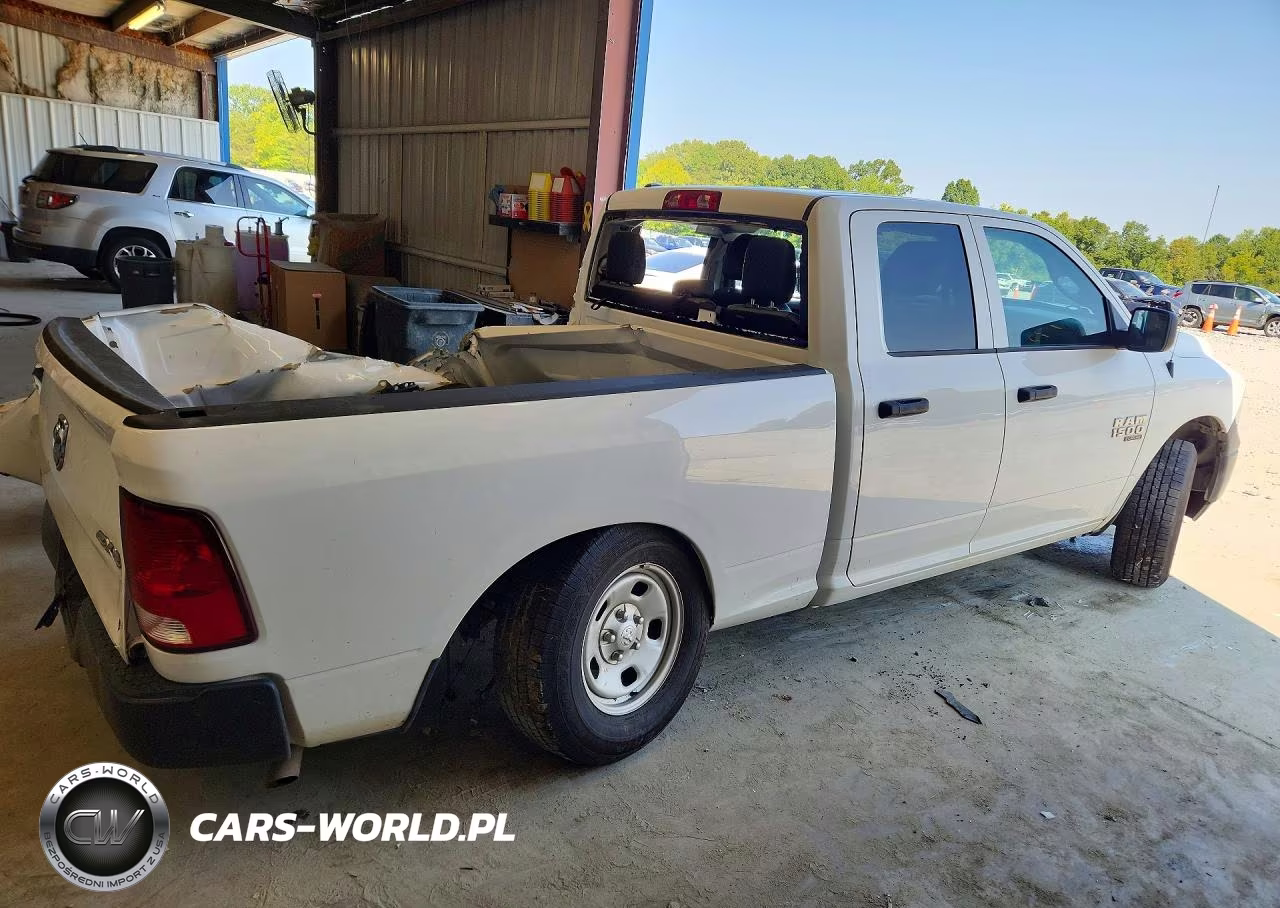 2022 Ram 1500 Classic Tradesman VIN:1C6RR7FG0NS224088 - 3
