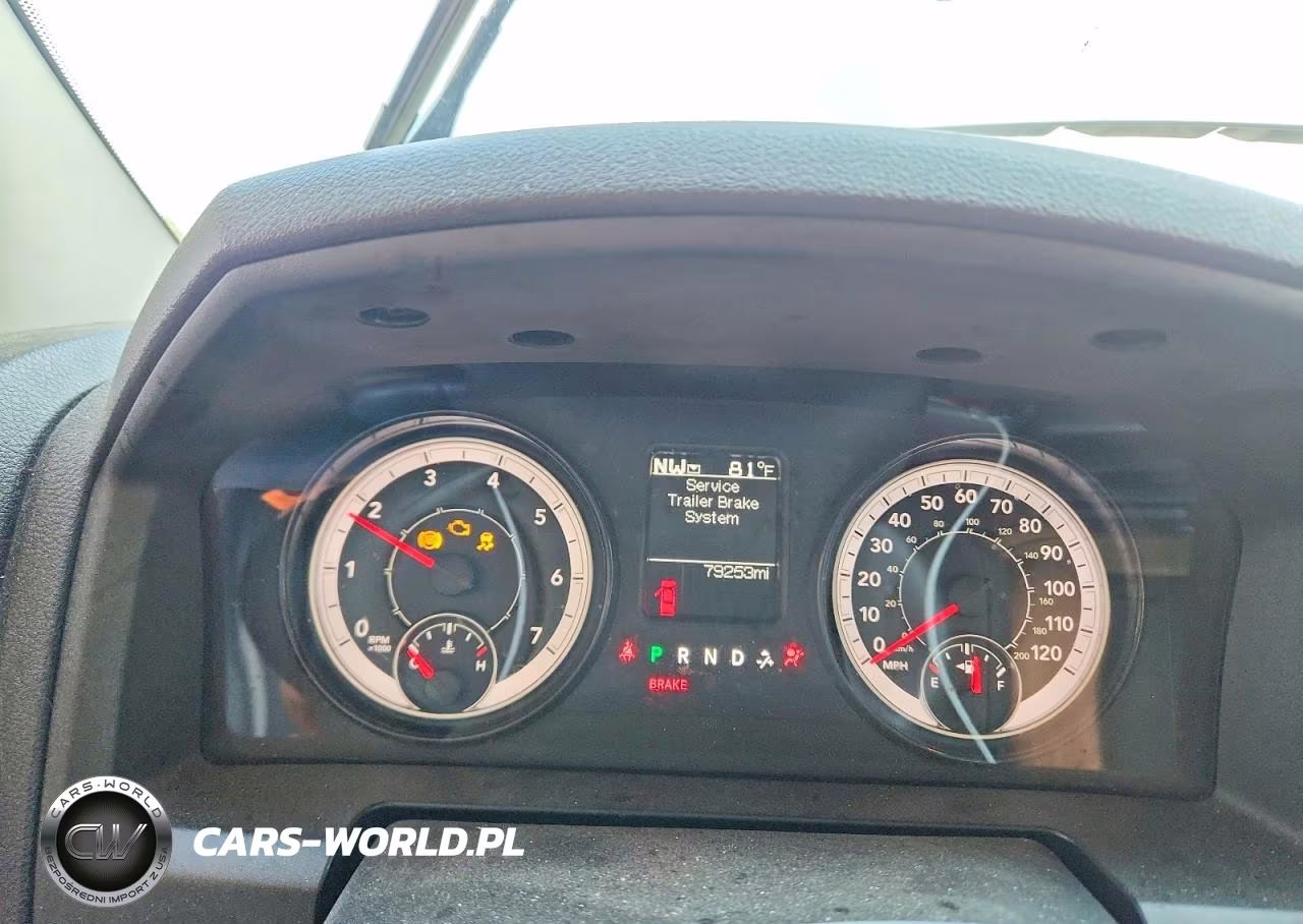 2022 Ram 1500 Classic Tradesman VIN:1C6RR7FG0NS224088 - 9