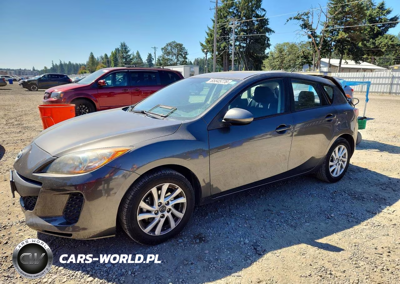 2013 Mazda 3 I