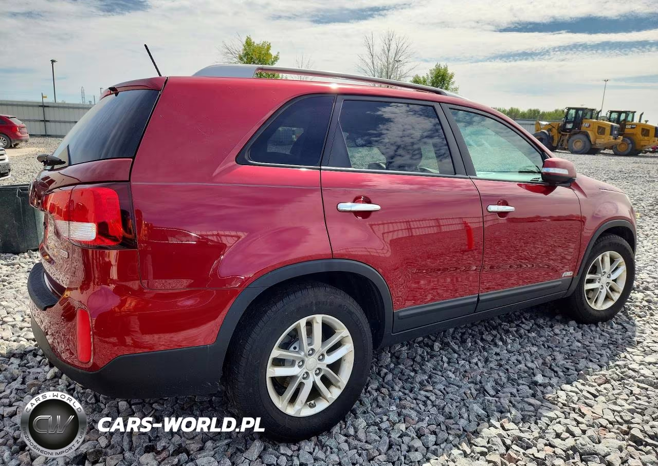 2015 Kia Sorento Lx VIN:5XYKTCA60FG642838 - 3