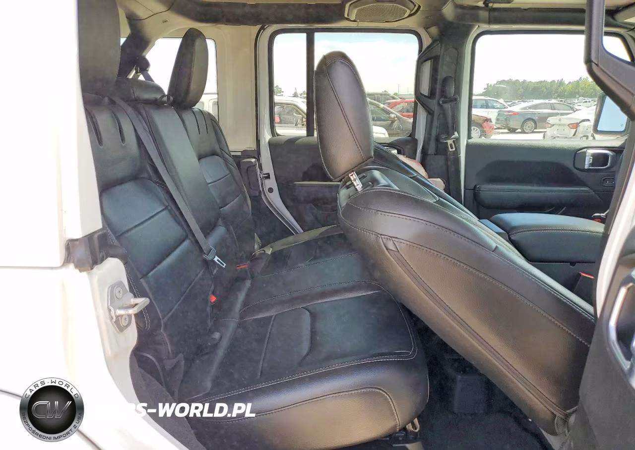 2022 Jeep Wrangler 4Xe Unlimited Sahara 4X4 VIN:1C4JJXP66NW108227 - 11