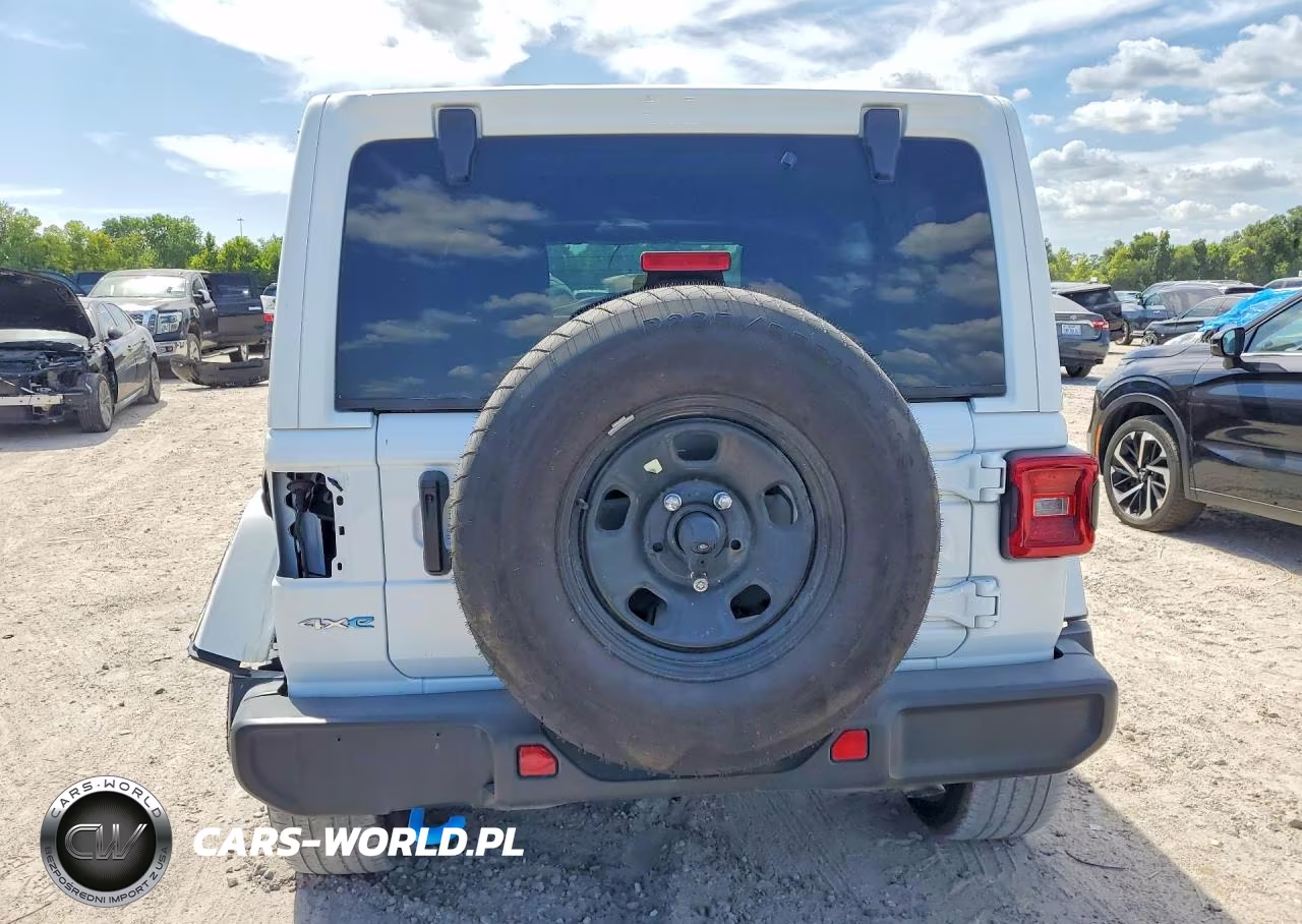 2022 Jeep Wrangler 4Xe Unlimited Sahara 4X4 VIN:1C4JJXP66NW108227 - 6