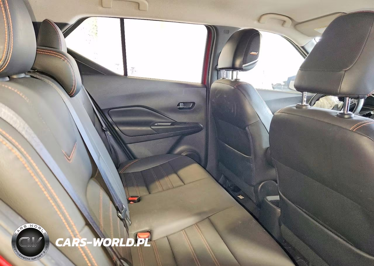 2019 Nissan Kicks Sr VIN:3N1CP5CU2KL499669 - 11