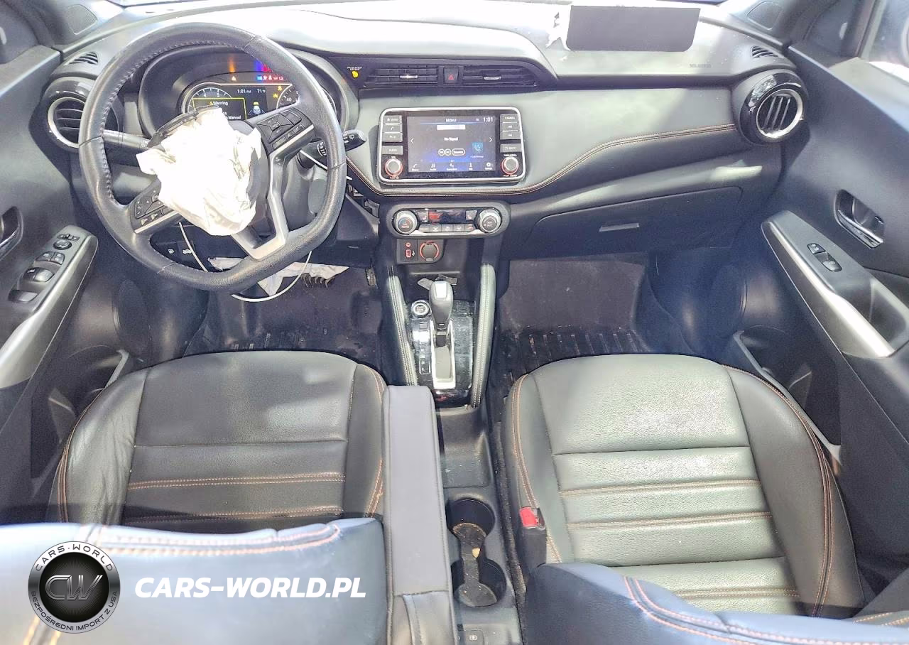2019 Nissan Kicks Sr VIN:3N1CP5CU2KL499669 - 8