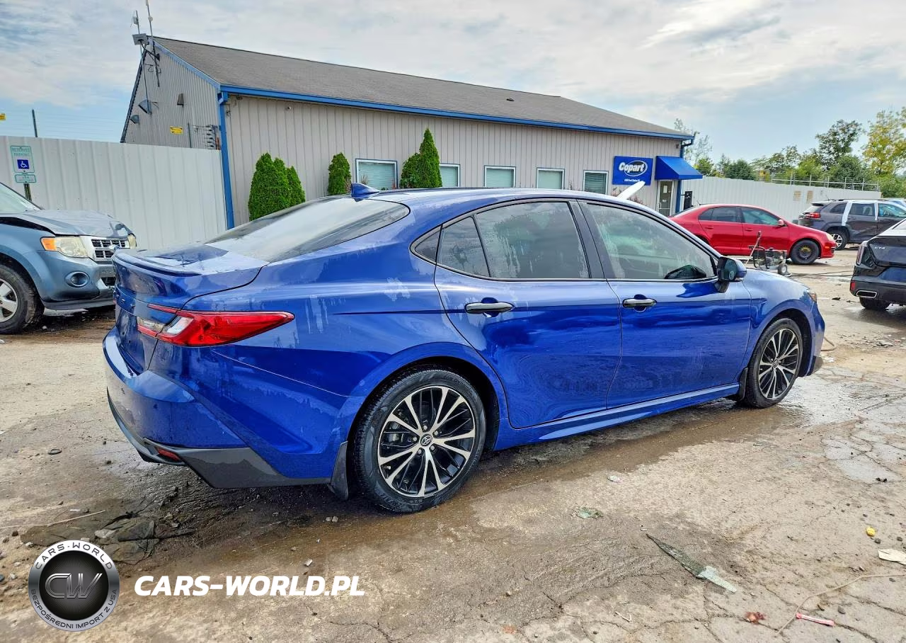 2025 Toyota Camry Se VIN:4T1DAACK8SU086246 - 3