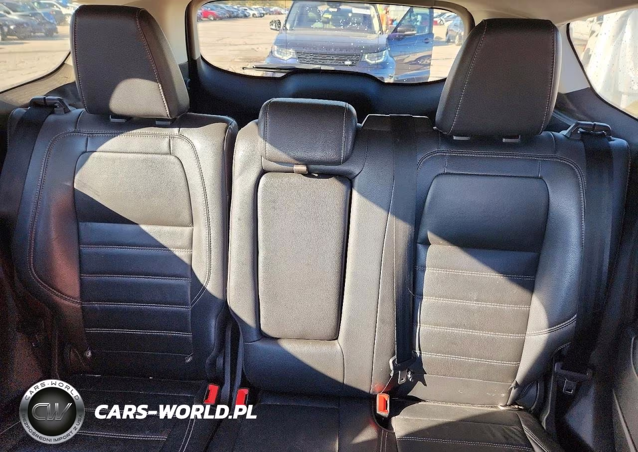 2018 Ford Escape Titanium VIN:1FMCU9J98JUC19118 - 10