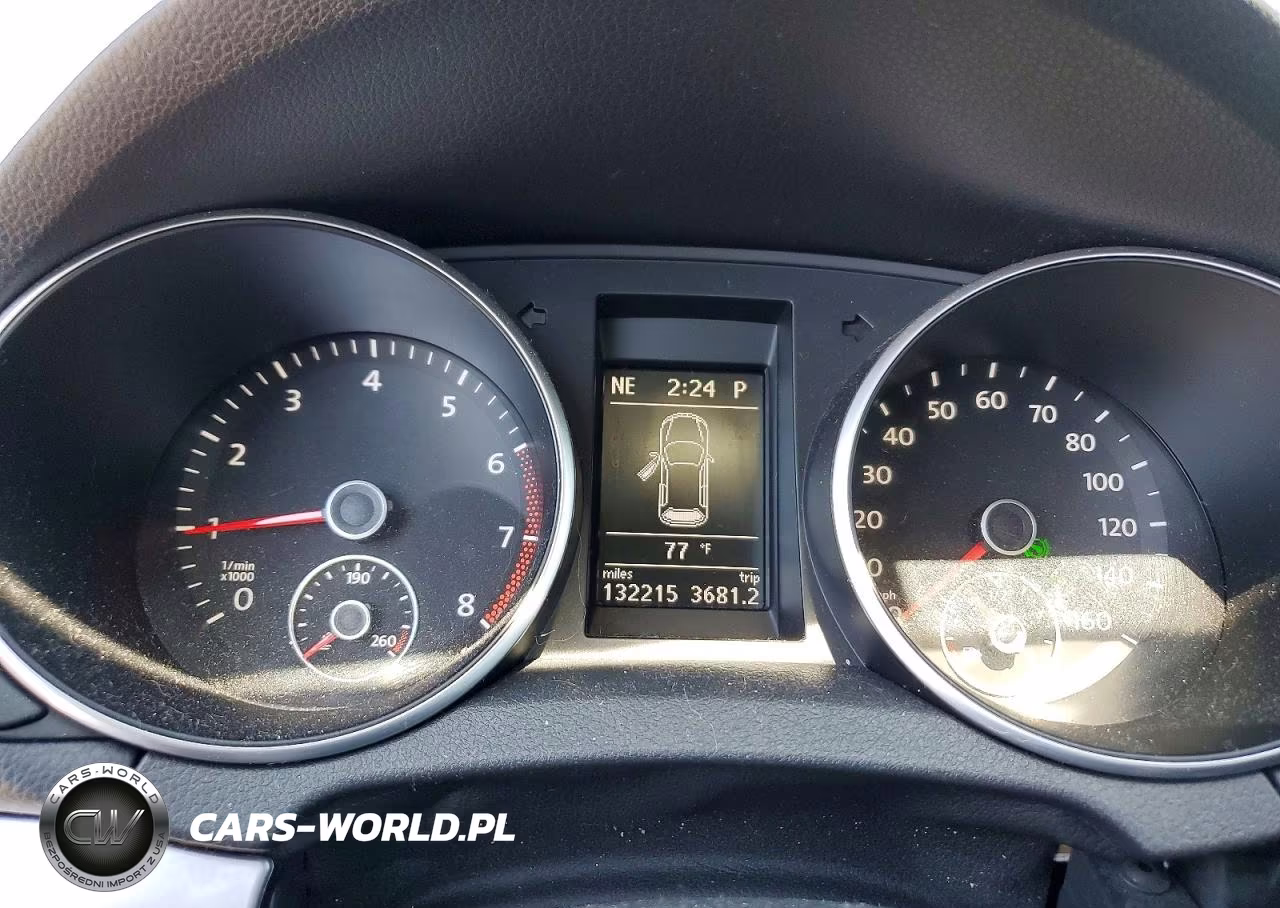 2010 Volkswagen Golf VIN:WVWDB9AJ7AW405519 - 9