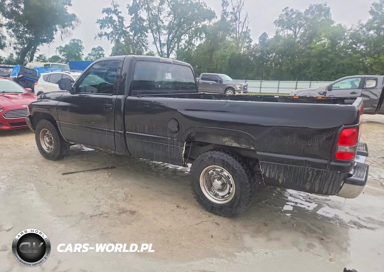 2000 Dodge Ram 1500 VIN:1B7HC16Y2YS585693 - 2