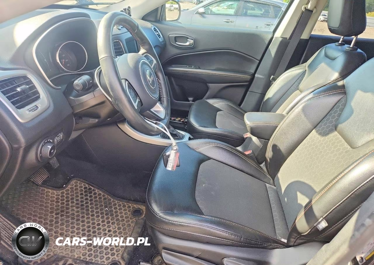2019 Jeep Compass Latitude VIN:3C4NJDBB8KT600067 - 7