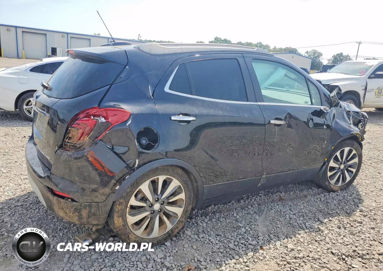 2022 Buick Encore Preferred VIN:KL4CJASM0NB558307 - 3