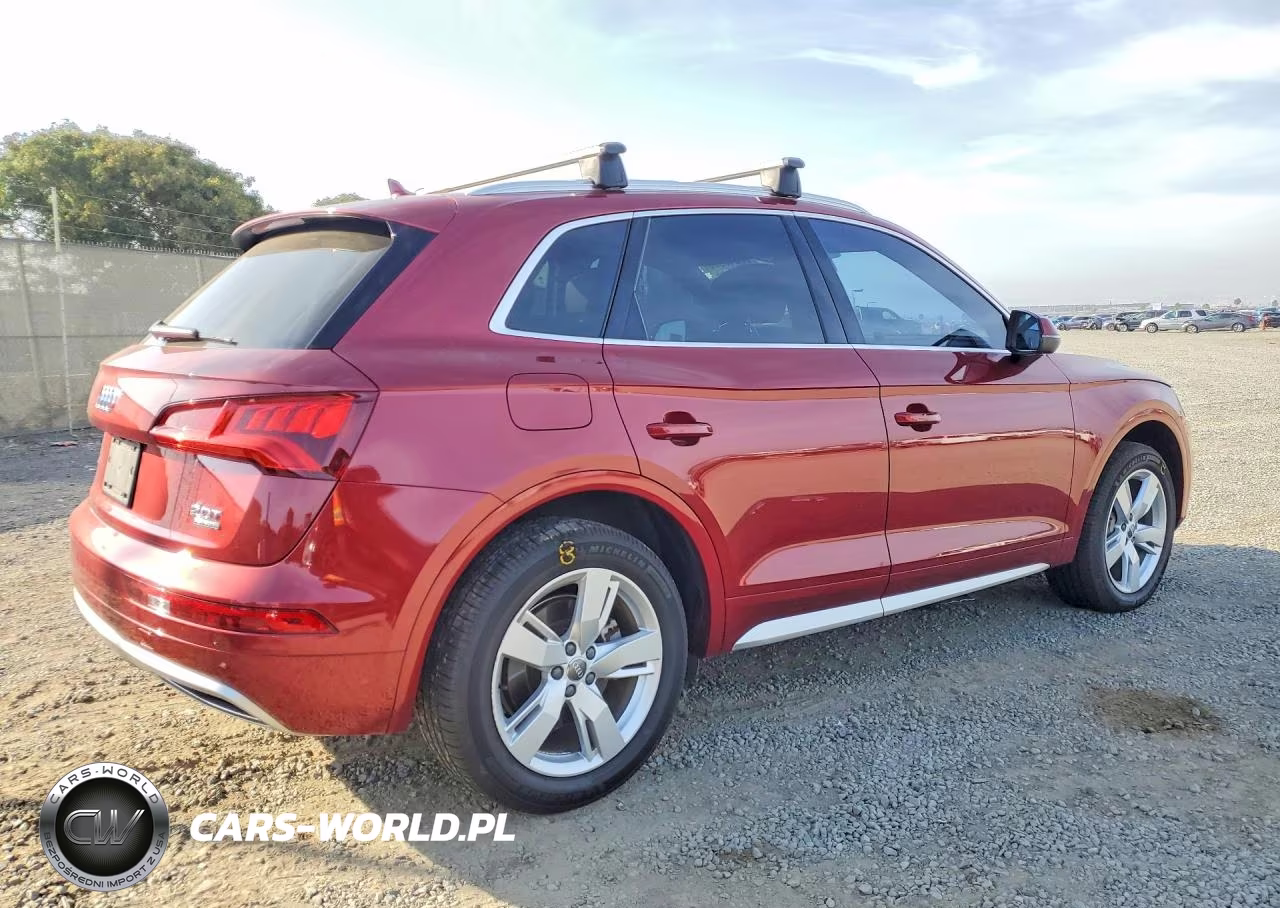 2018 Audi Q5 Premium Plus VIN:WA1BNAFY8J2132176 - 3