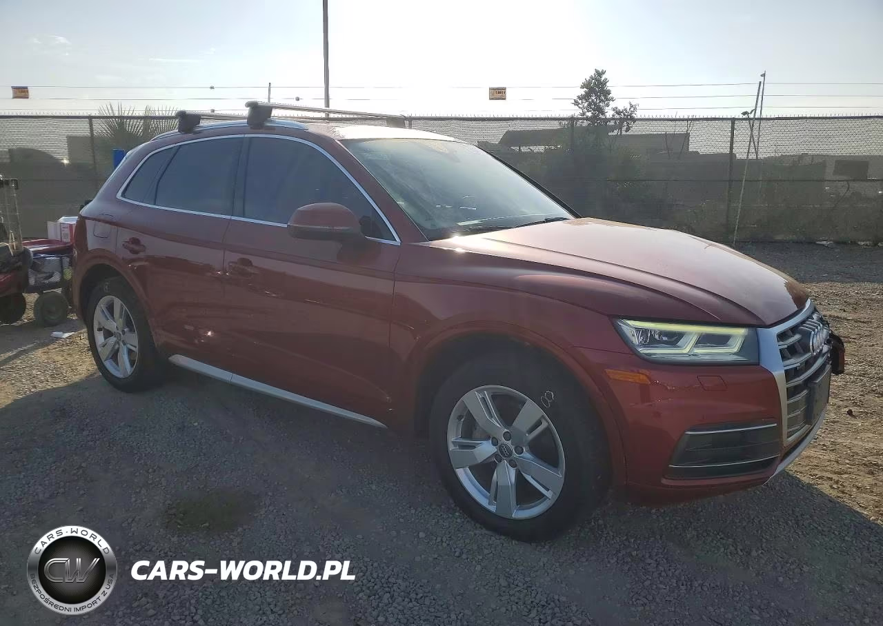 2018 Audi Q5 Premium Plus VIN:WA1BNAFY8J2132176 - 4