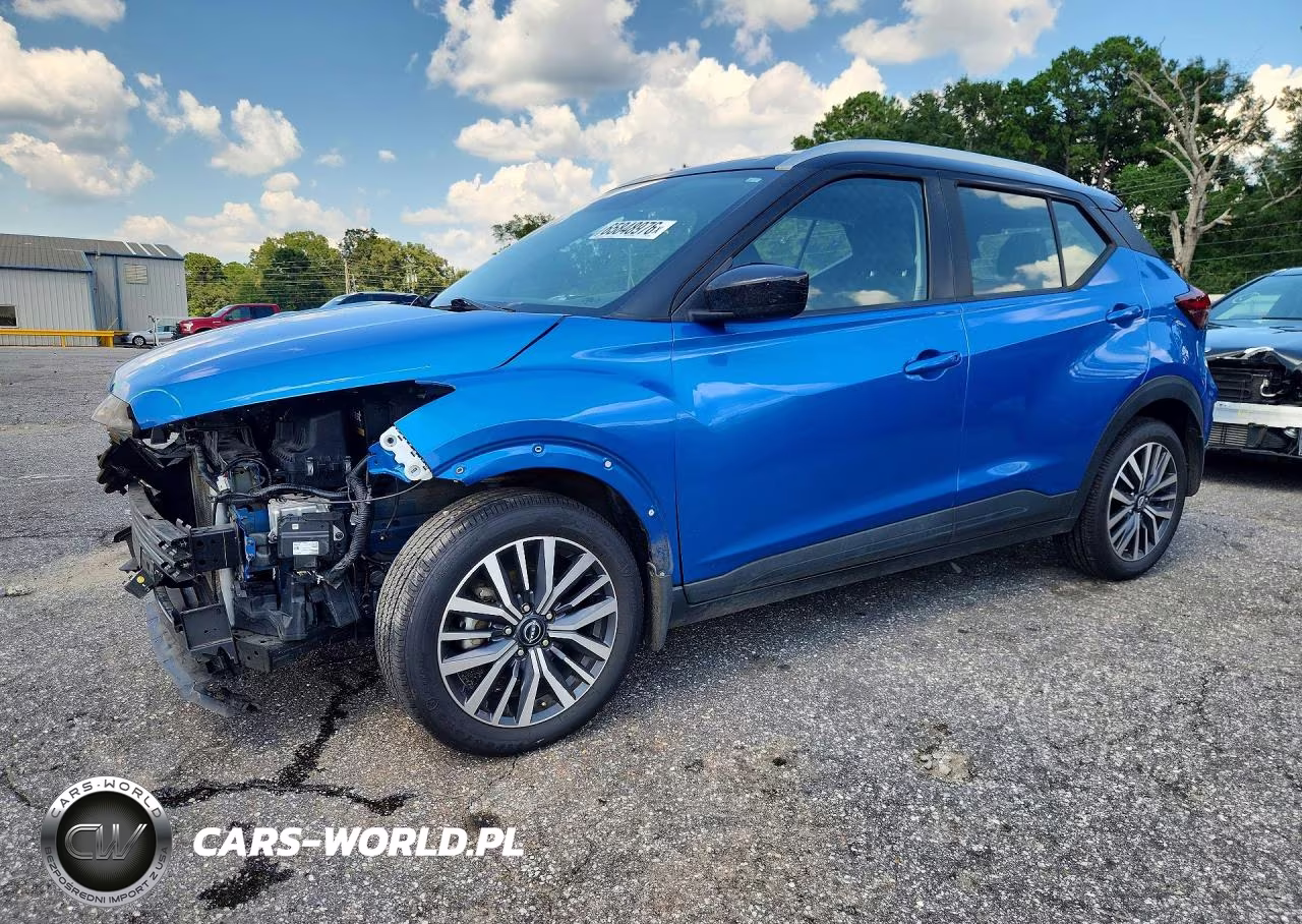2022 Nissan Kicks Sv