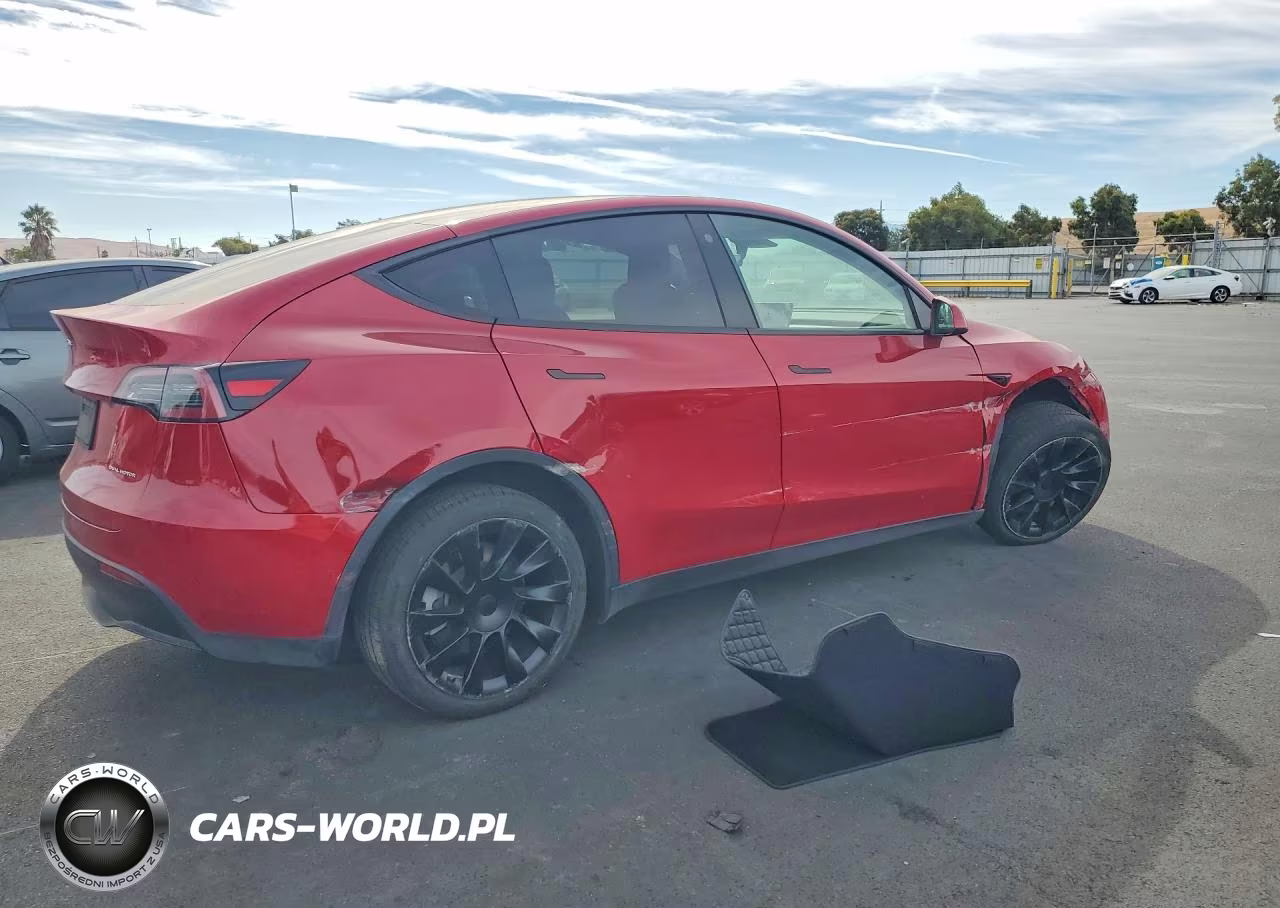 2021 Tesla Model Y VIN:5YJYGDEE5MF263246 - 3