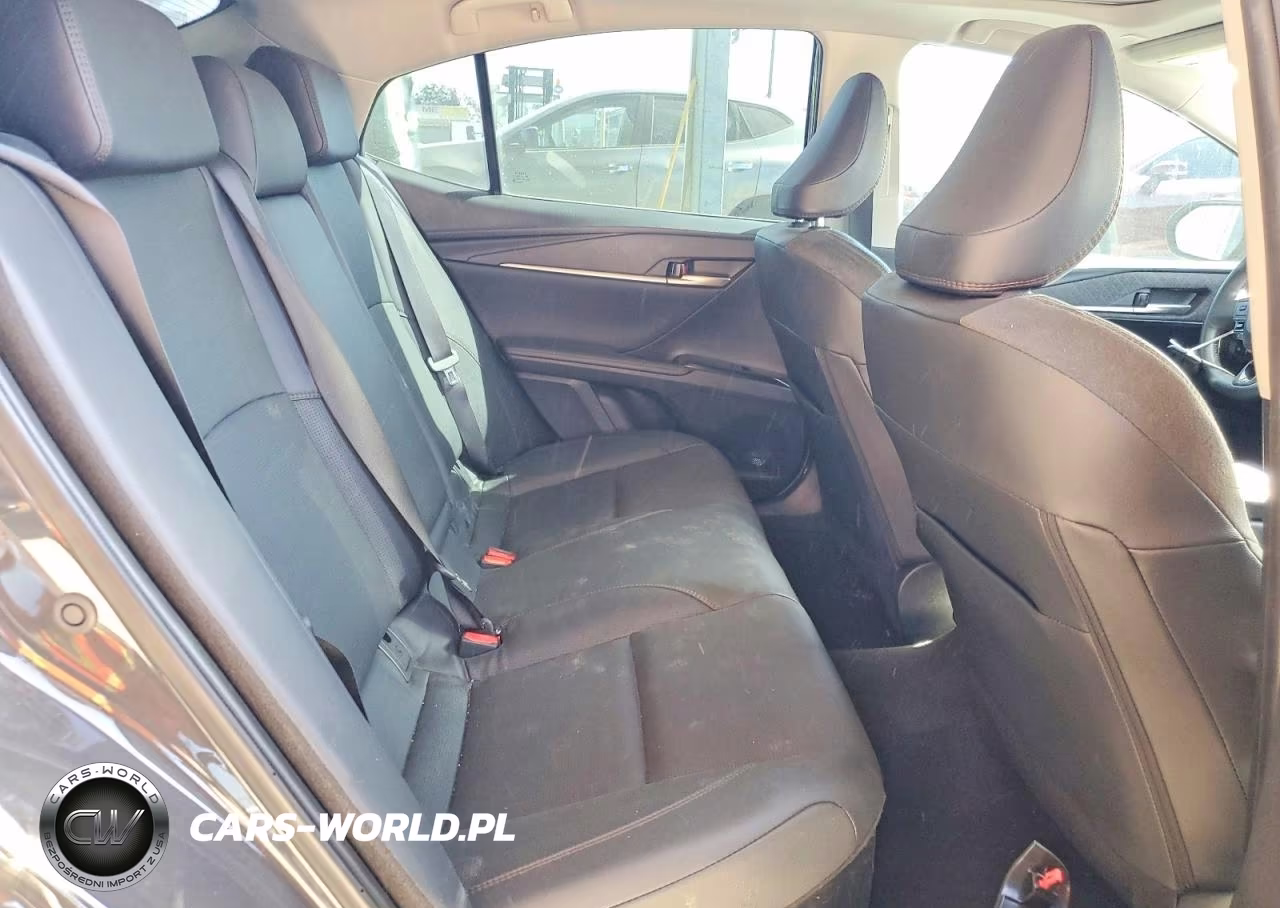 2025 Toyota Camry VIN:4T1DAACK4SU578336 - 10