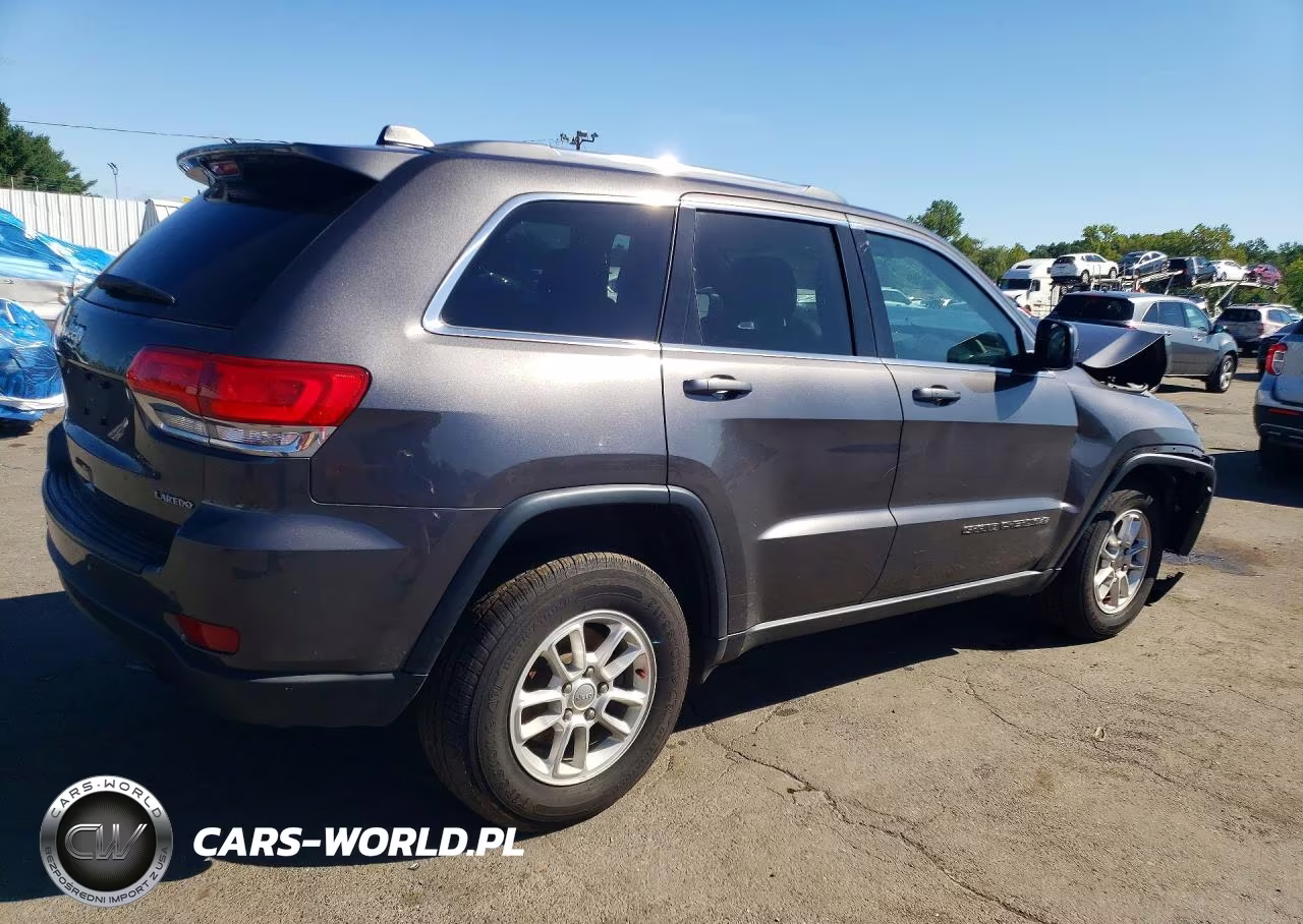 2019 Jeep Grand Cherokee Laredo VIN:1C4RJFAGXKC784501 - 3