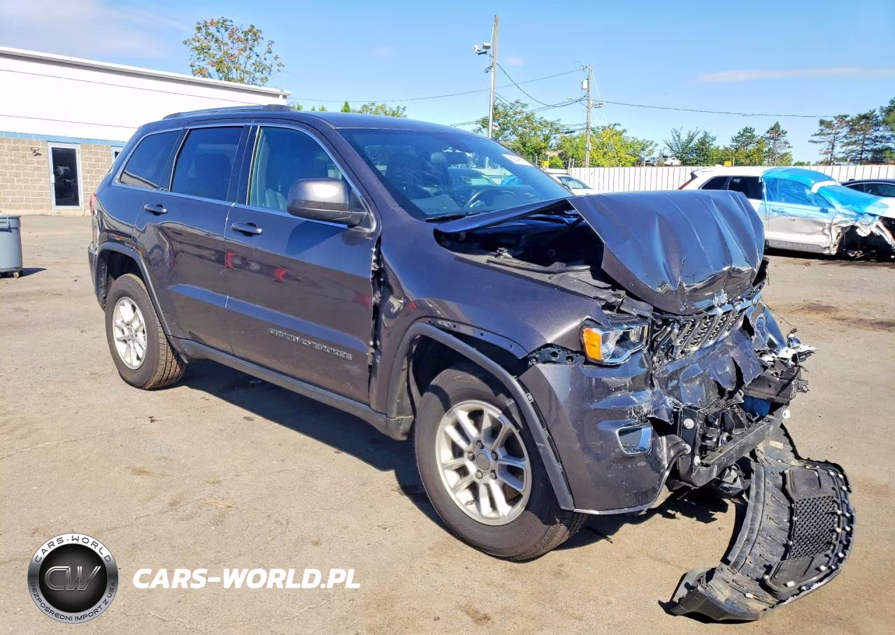 2019 Jeep Grand Cherokee Laredo VIN:1C4RJFAGXKC784501 - 4