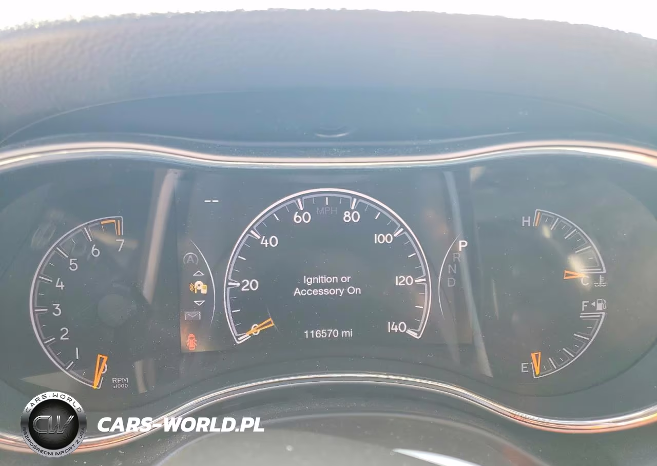 2019 Jeep Grand Cherokee Laredo VIN:1C4RJFAGXKC784501 - 9