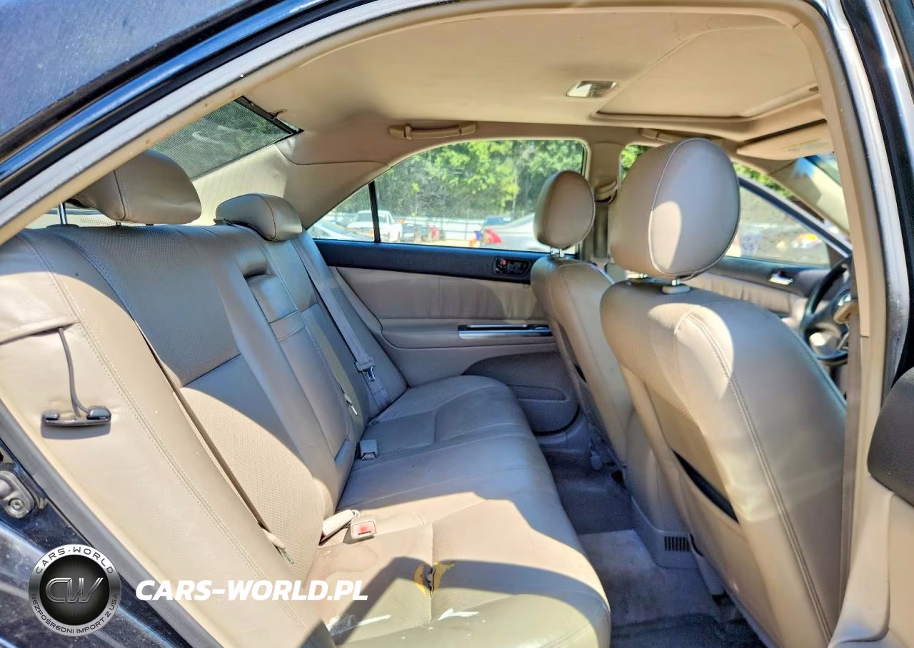 2002 Toyota Camry Se V6 VIN:JTDBF32K020007024 - 10