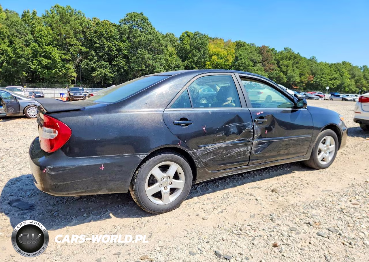 2002 Toyota Camry Se V6 VIN:JTDBF32K020007024 - 3