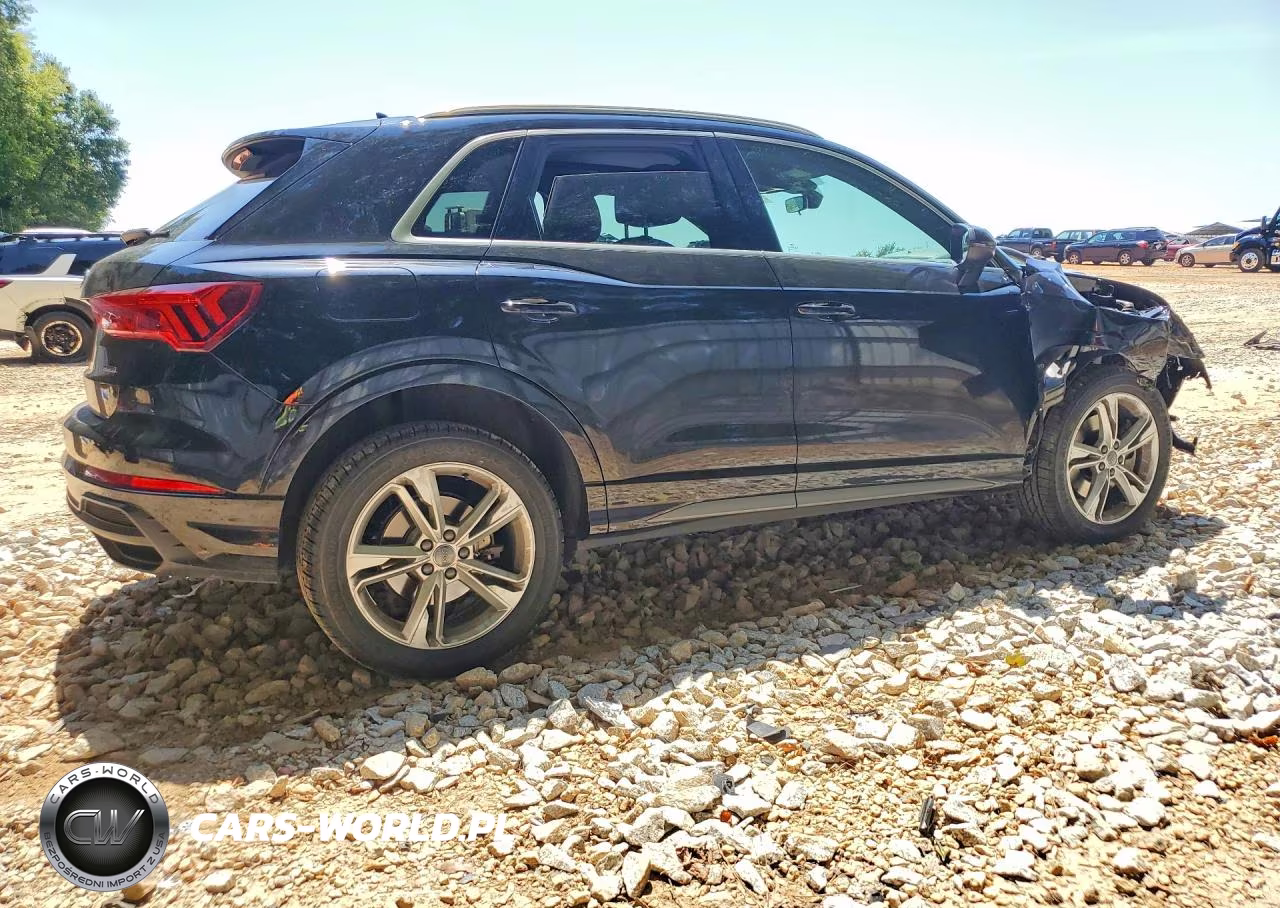2020 Audi Q3 Premium S Line VIN:WA1DECF37L1124880 - 3