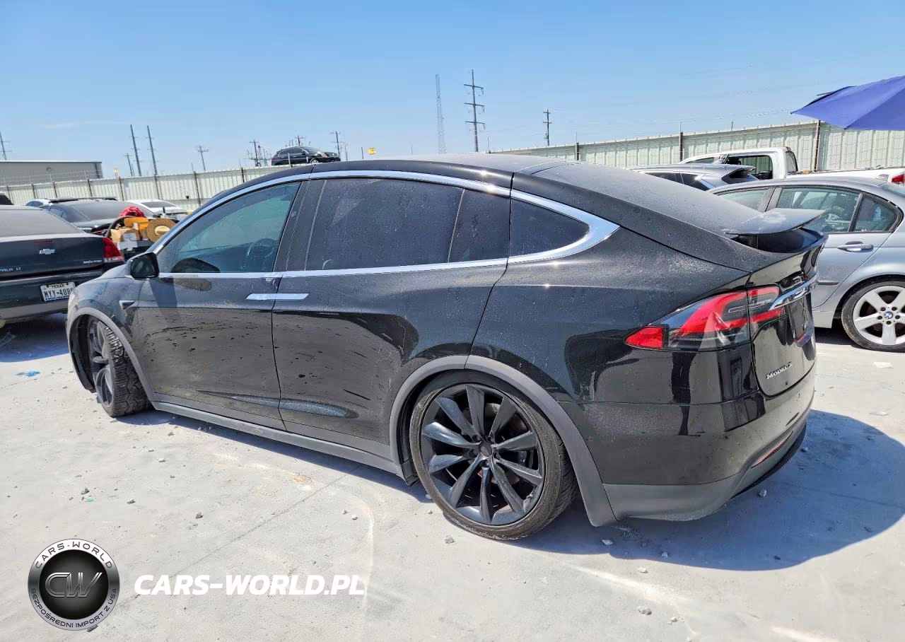 2017 Tesla Model X VIN:5YJXCBE26HF043783 - 2