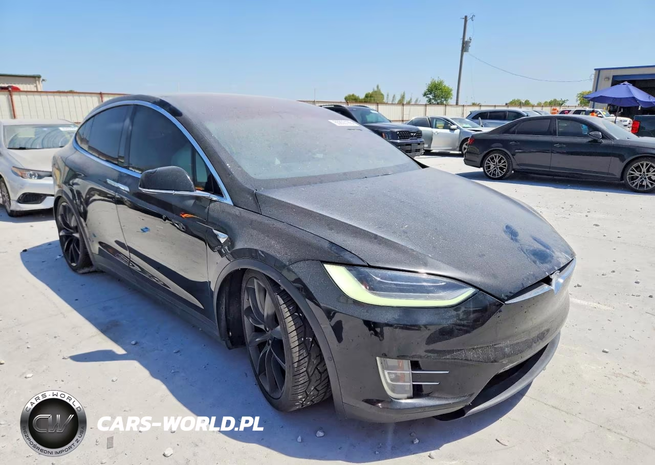 2017 Tesla Model X VIN:5YJXCBE26HF043783 - 4
