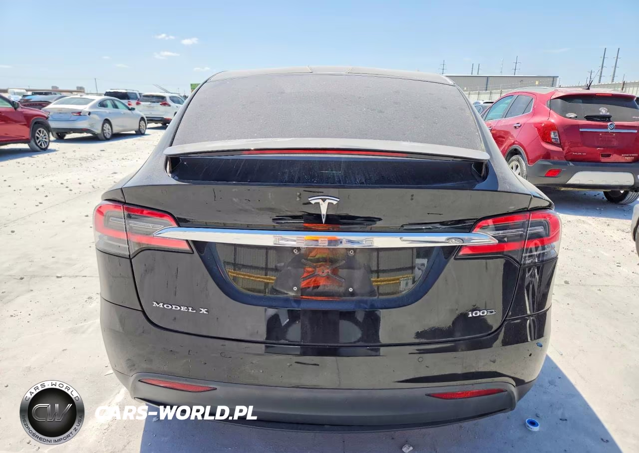 2017 Tesla Model X VIN:5YJXCBE26HF043783 - 6