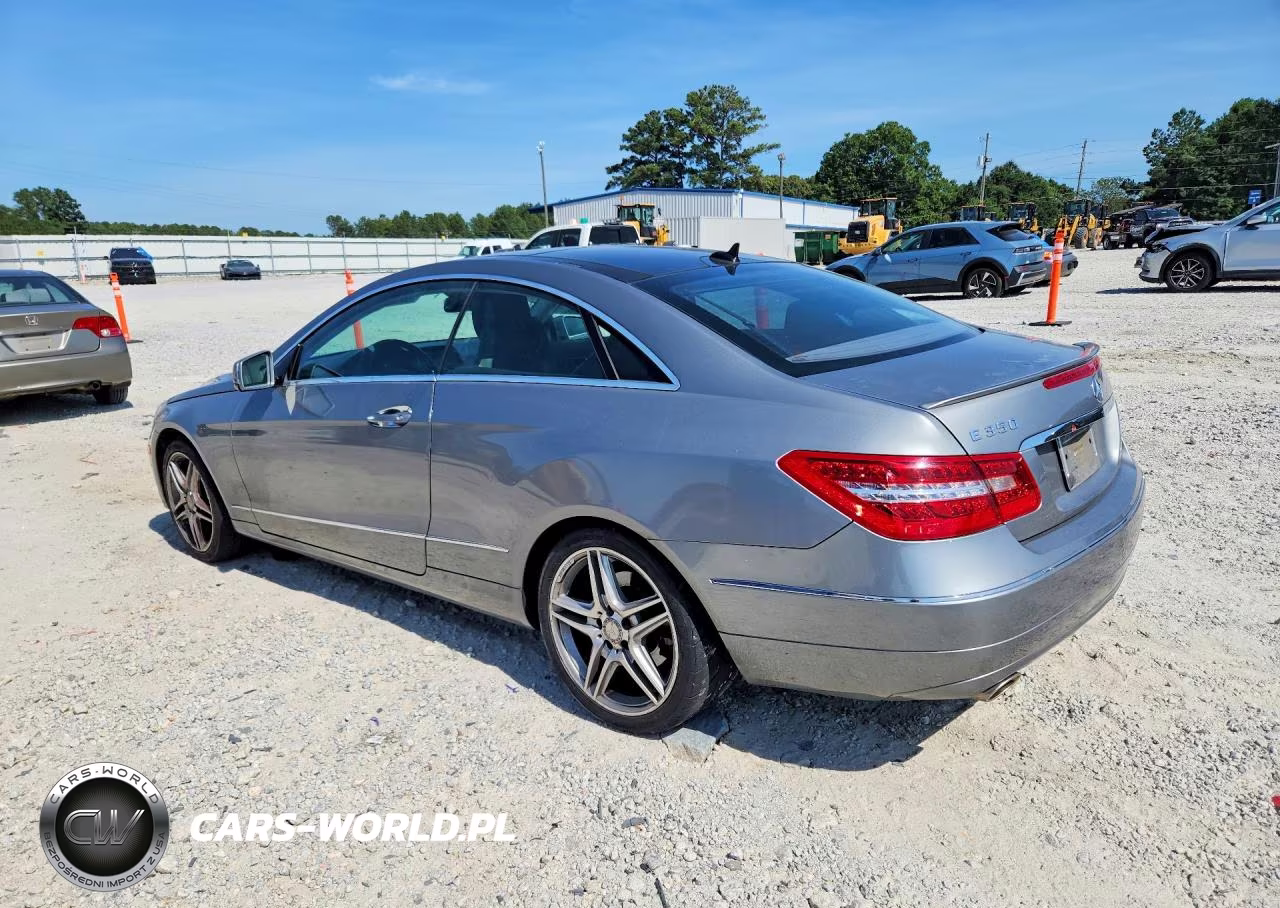 2011 Mercedes-Benz E 350 VIN:WDDKJ5GB8BF090739 - 2
