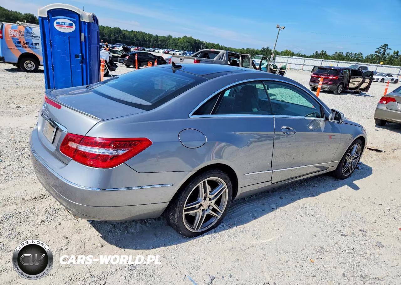 2011 Mercedes-Benz E 350 VIN:WDDKJ5GB8BF090739 - 3