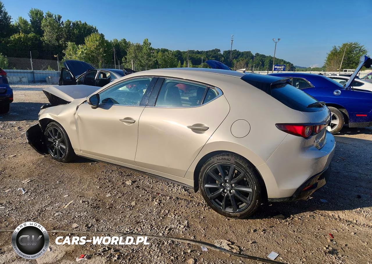 2022 Mazda 3 Premium VIN:JM1BPBML7N1512585 - 2