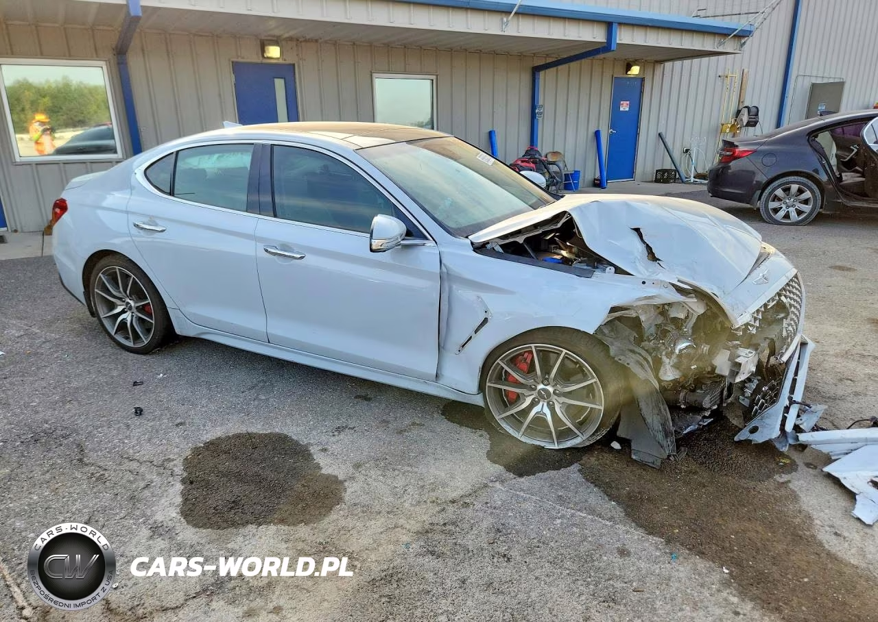 2020 Genesis G70 3.3T VIN:KMTG34LE1LU047069 - 4