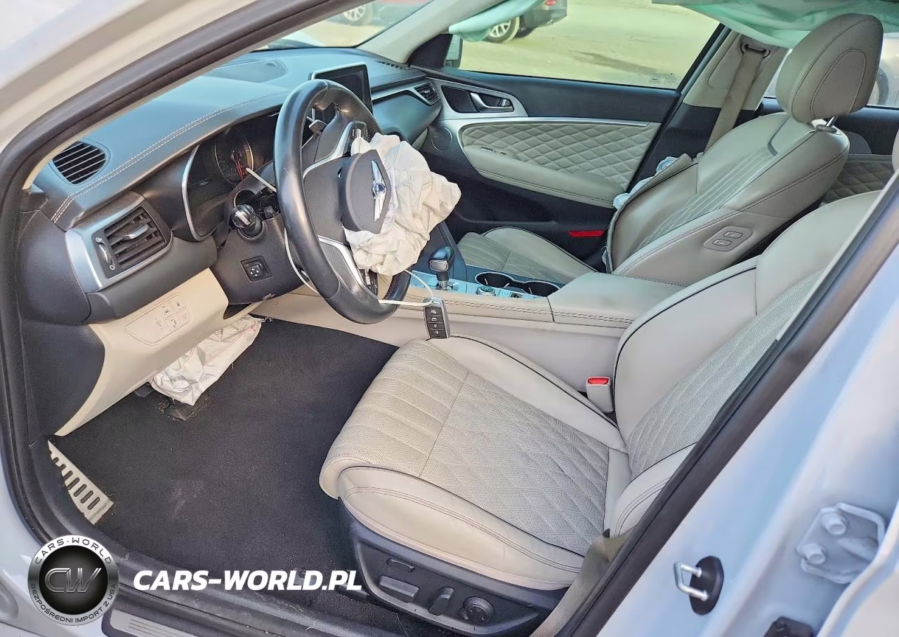 2020 Genesis G70 3.3T VIN:KMTG34LE1LU047069 - 7
